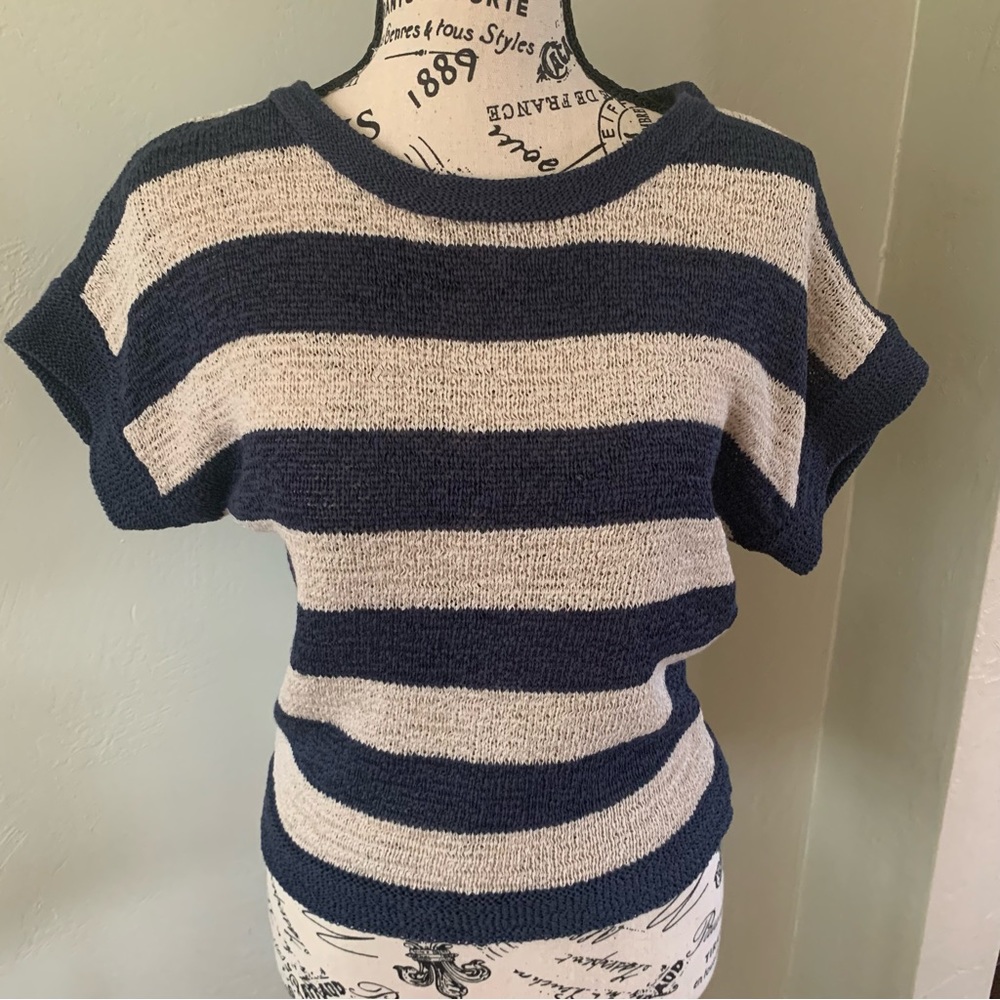 WD NY short sleeved striped sweater Size XS
